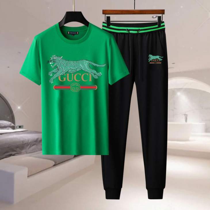 Picture of Gucci Shirt Pant Suits _SKUGucciM-4XL11Lx0921969